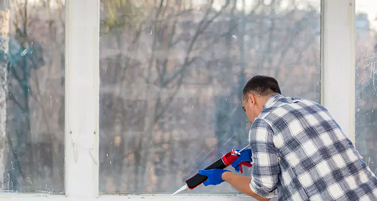Quality Sliding Shower Door Repair for Closing Issues in Fort Pierce, FL