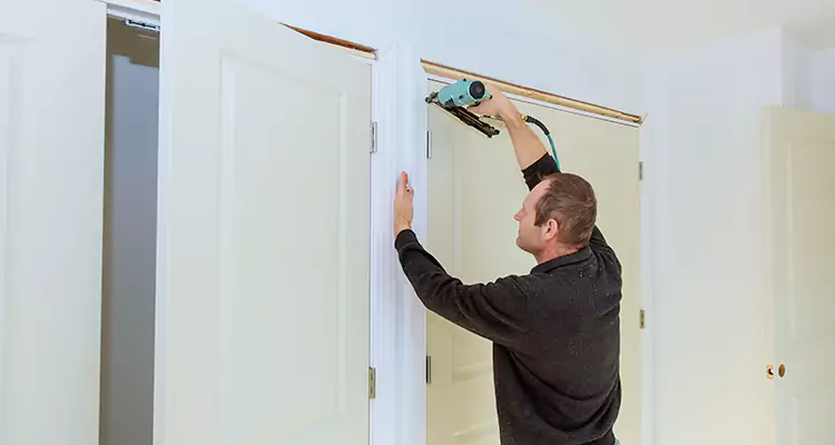 Top Rated Door Fixing ServiceFixing Garage Door Track in Fort Pierce, FL